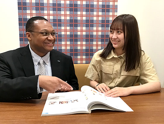 イーオン西宮北口校のスタッフは、生徒様の目標達成を全力で応援します。