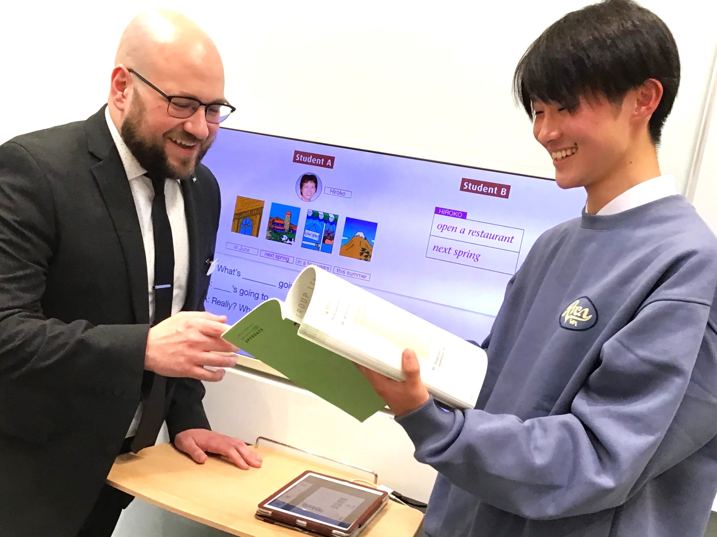 イーオン姫路ターミナルスクエア校では、生徒様のレベルや目的に応じた教材で学習を支援します。