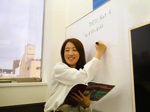 イーオン盛岡ＭＯＳＳビル校の講師が、資格試験合格を全力でサポートします。