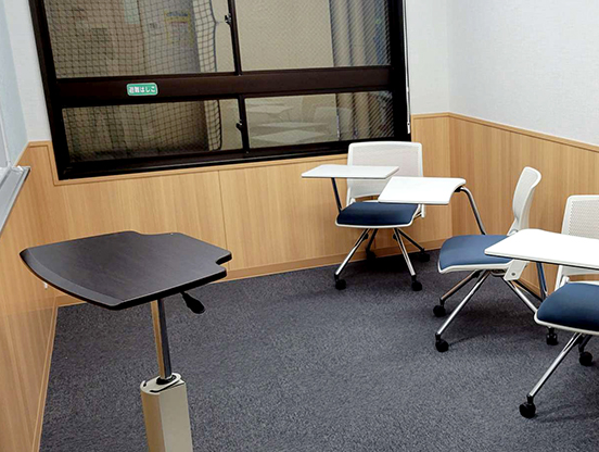 イーオン川崎西口校なら、初心者の方も予算が気になる方も「月謝制」だから安心。