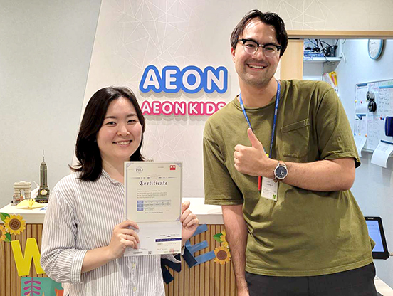 イーオン川崎西口校では、生徒様が安心して学べるようスタッフが支援します。