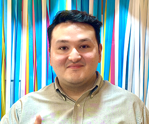 イーオン横浜本校では、親しみやすく実力派の講師が指導します。