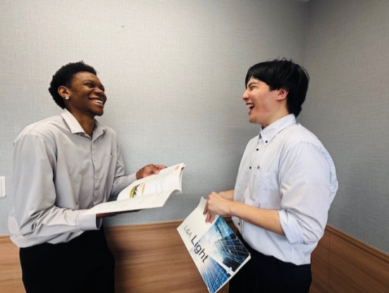 イーオン新百合ヶ丘校には、楽しく学べる雰囲気を作る講師がいます。