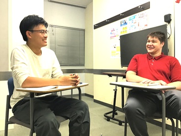 イーオン平塚校では、ビジネスや交渉に役立つ英語を徹底サポートします。