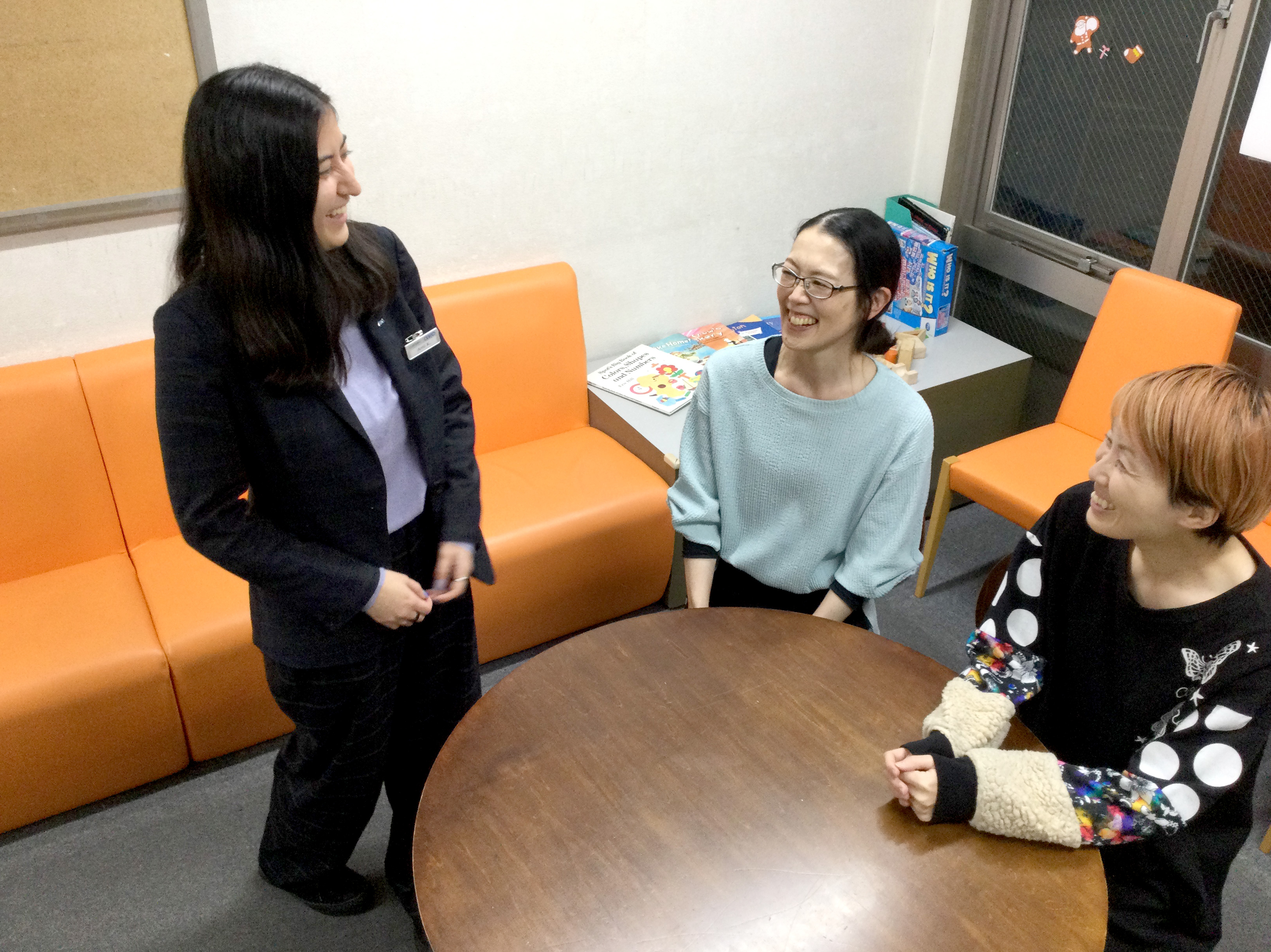 イーオン高知校には、一緒に頑張る仲間がいます。