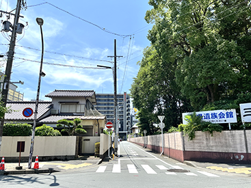津駅前校の道順写真3