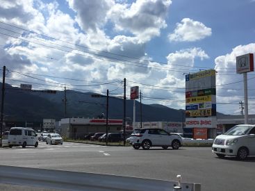 諏訪ステーションパーク校の道順写真1。諏訪ステーションパーク校は諏訪ステーションパーク内です。
