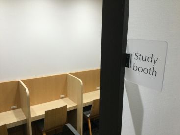 イーオン上田校なら、学習ブースをOPEN時間内は好きなだけ使えます。
