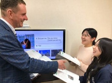 イーオン長崎校なら、海外旅行をもっと楽しむための英語力を身につけられます。