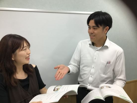 イーオン長崎スタジアムシティ校には、楽しく学べる雰囲気を作る教師がいます。