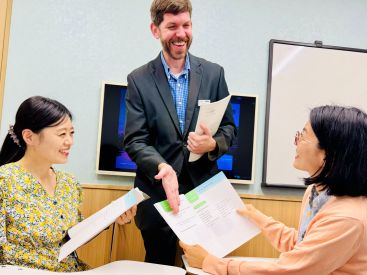 イーオン那覇新都心校は、社会人に人気の英会話スクールです。