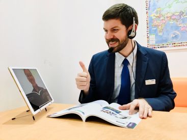 通学できないときも教室と同じレッスンをご自宅から受講できます！