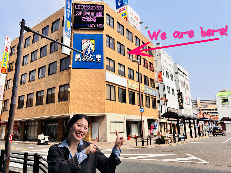 イーオン泉佐野校は、駅近で通いやすい環境です。