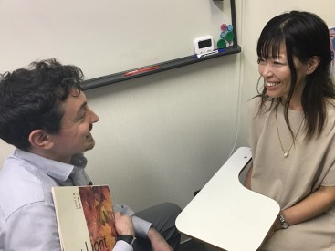 イーオン梅田阪急ターミナルビル校は、生徒様を丁寧にサポートいたします。