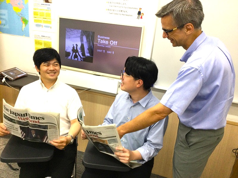 イーオン枚方校では会議・商談・プレゼンに強い英語スキルを身につけられます