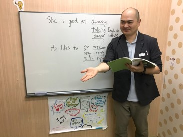 イーオン高槻校は、生徒様が安心して学べるようスタッフが支援します。
