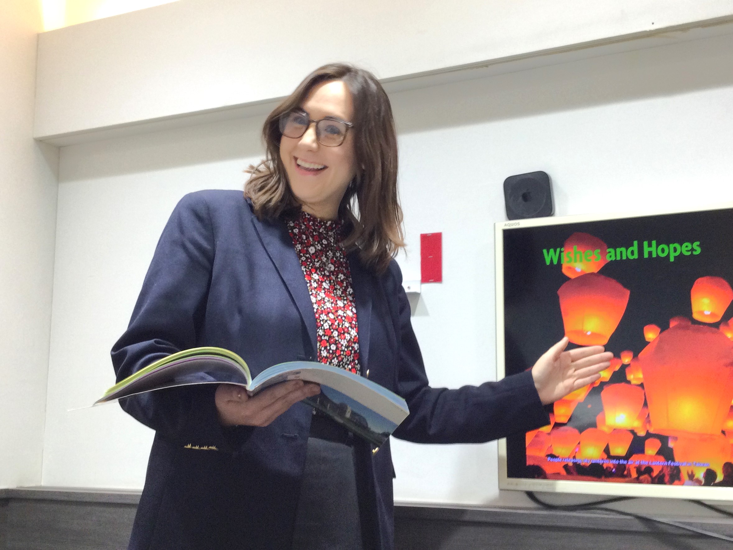 イーオン和光市駅前校のスタッフが、生徒様を安心して学べるようサポートします。