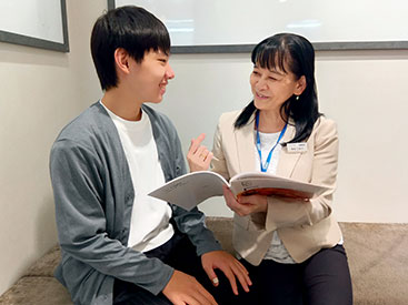 イーオン蕨校の講師が全力でサポートします。