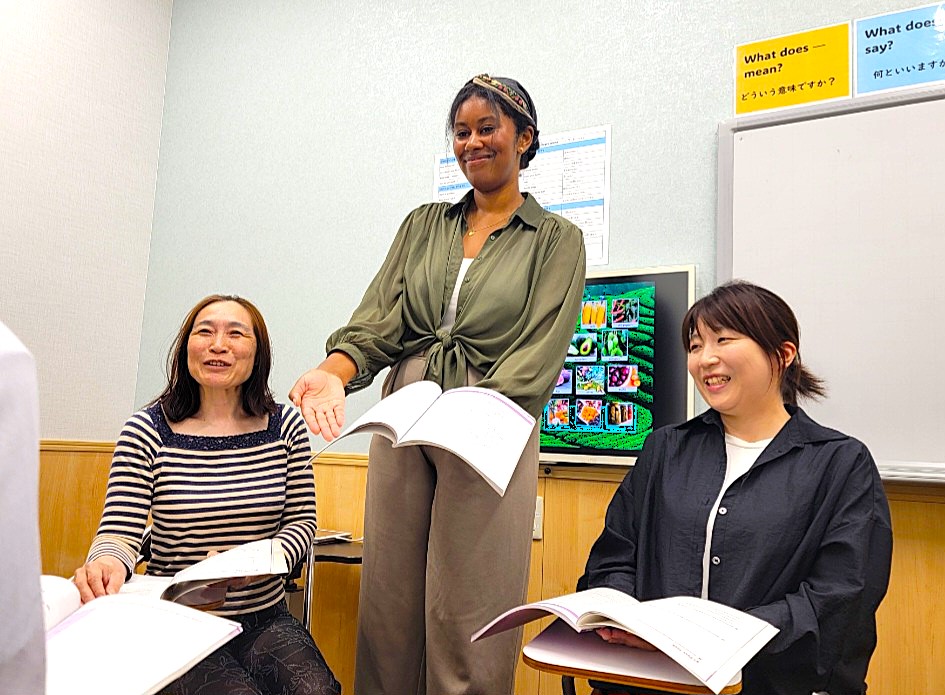 イーオン三島校のスタッフは、生徒様の学習を力強くサポートします。