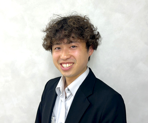 イーオン掛川校の日本人講師のMizuki先生。