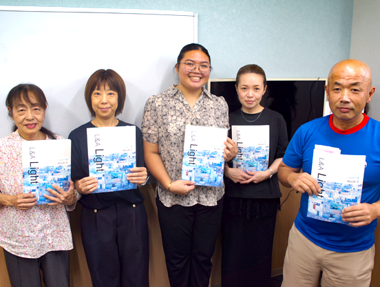 イーオン徳島校では、年齢も目標も異なった生徒様が英語学習を楽しんでいます。