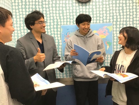 イーオン和歌山ガーデンパーク校では、生徒様に寄り添ったサポートを行っています。
